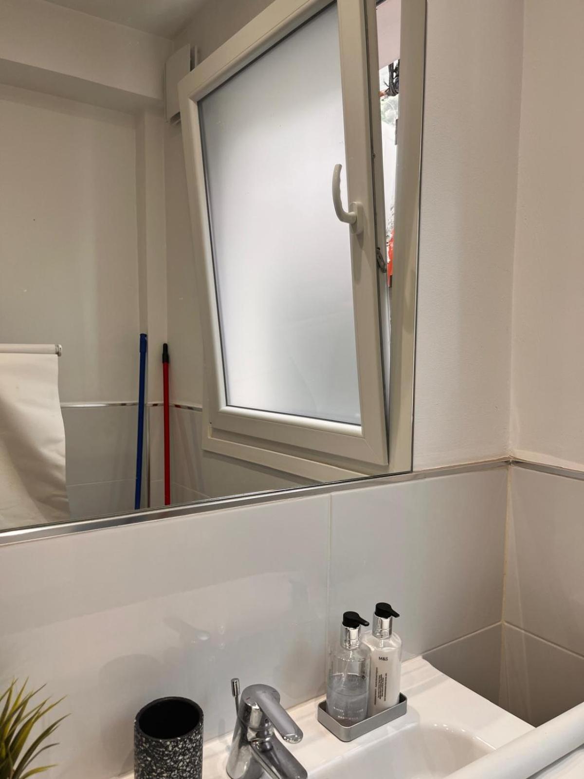269 Main Street 3 Bedrooms Gem Gibraltar Eksteriør bilde